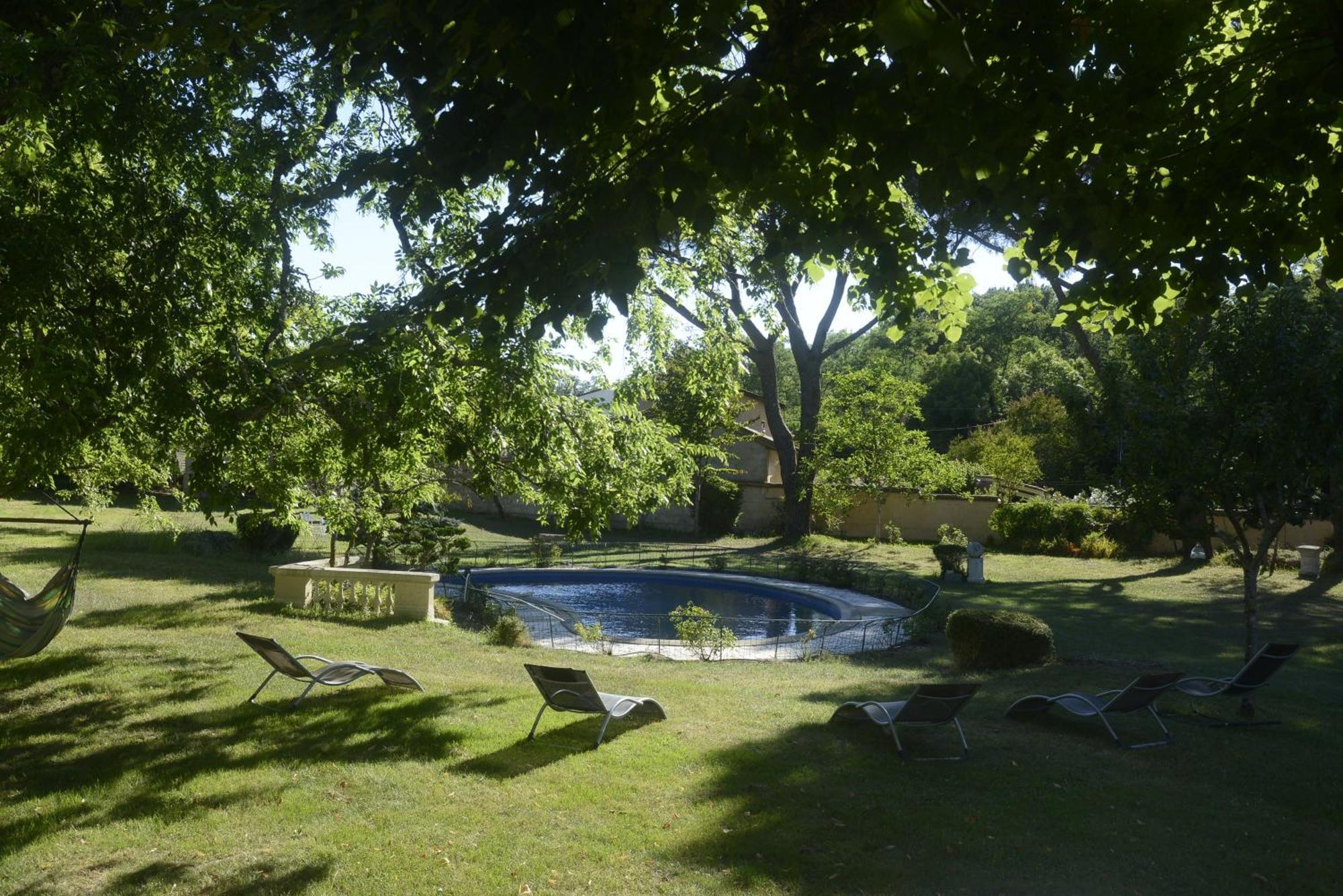 Chateau Rosemont: Family Estate with Pool & Tennis in Médoc Labarde Exterior photo